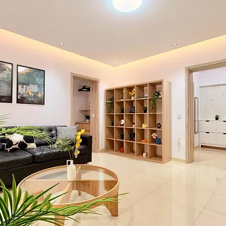Charming 1br Getaway - Quiet & Well Connected Apartmán