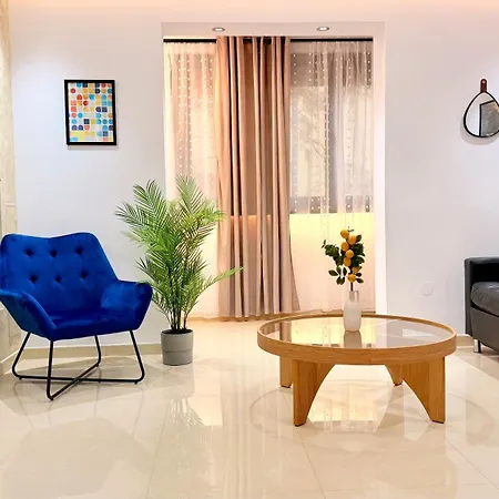 Charming 1br Getaway - Quiet & Well Connected Bukurešť