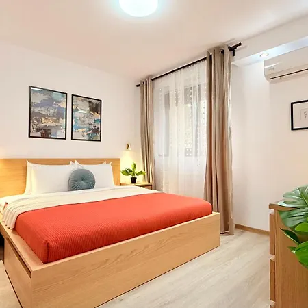 Charming 1br Getaway - Quiet & Well Connected * Bukurešť