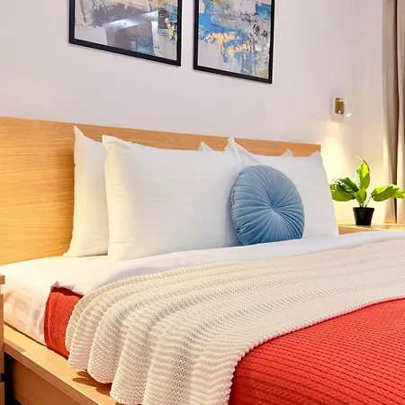 Charming 1br Getaway - Quiet & Well Connected *