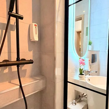 Charming 1br Getaway - Quiet & Well Connected *
