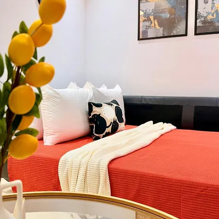 Charming 1br Getaway - Quiet & Well Connected * Bukarest